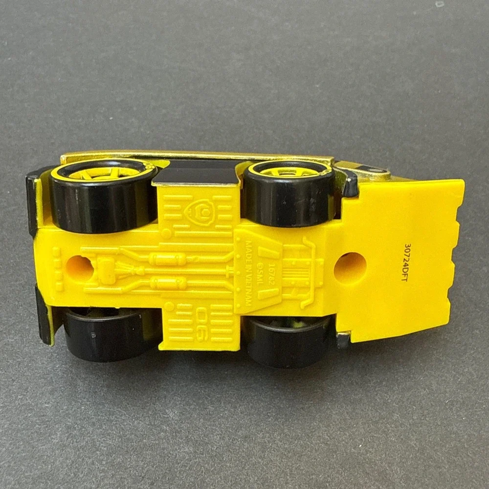Paw Patrol True Metal Rubble Bulldozer Diecast Vehicle Yellow 1:64 Scale